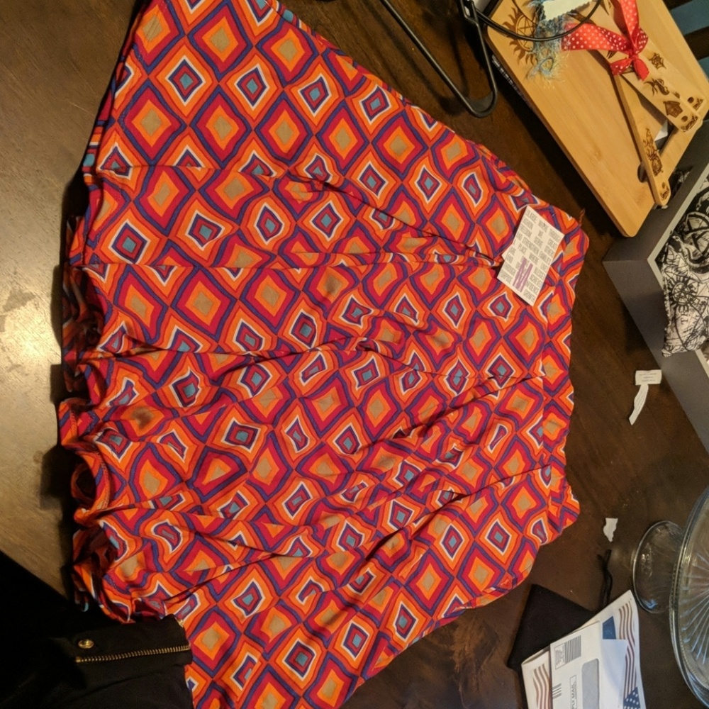Madison pleated skirt with pockets